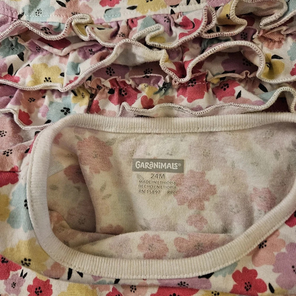 Garanimals Girls 2 piece set 24M Flowers Ruffle Butt - Picture 4 of 5